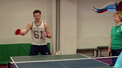 Учимся играть в теннис в рубрике «Всем — спорт»