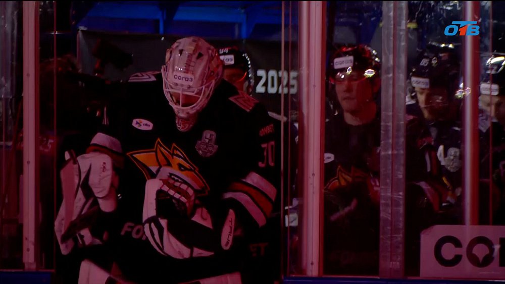 «Металлург» вырывает победу у «Авангарда» в напряженном домашнем матче