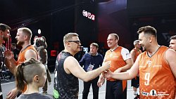 Алексей Текслер сыграл в баскетбол на Международном турнире 3х3