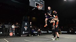 Челябинский клуб «Курчатов» с двух побед стартовал на Кубке губернатора по баскетболу 3×3