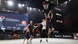 Челябинский клуб «Курчатов» с двух побед стартовал на Кубке губернатора по баскетболу 3×3