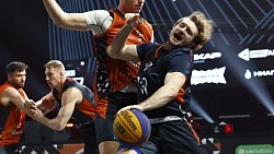 Челябинский клуб «Курчатов» с двух побед стартовал на Кубке губернатора по баскетболу 3×3