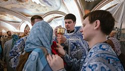 Православные Челябинска встретили Благовещение