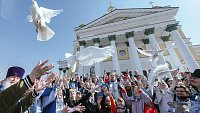 Православные Челябинска встретили Благовещение