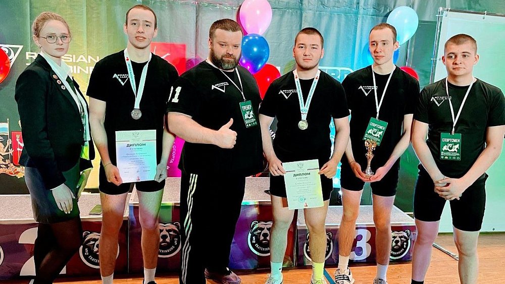 Челябинские силачи стали призерами первенства России по пауэрлифтингу