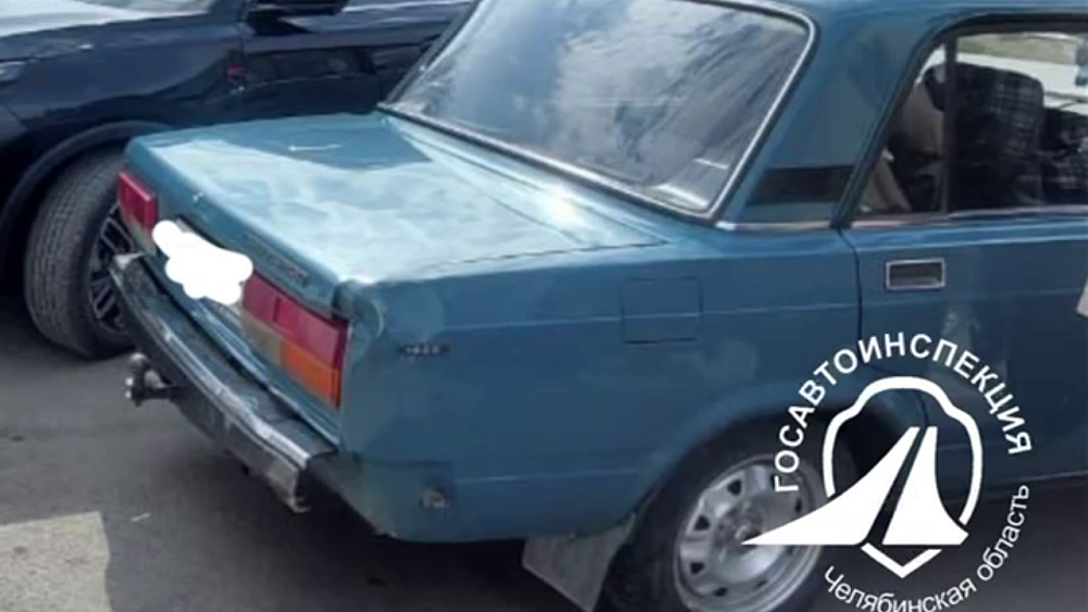 В Пласте ВАЗ сбил двух пешеходов, двигаясь задним ходом