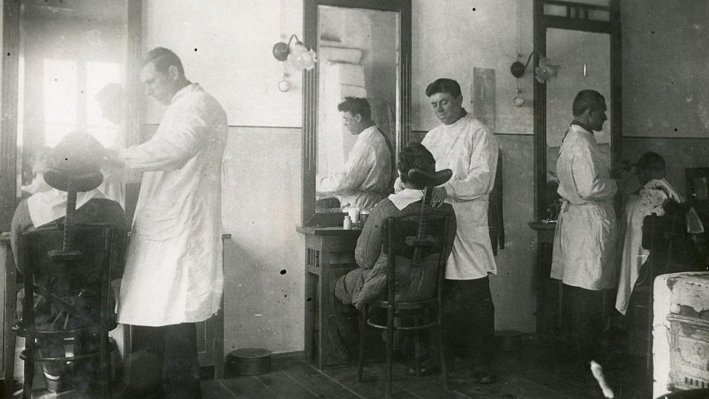 В годы Великой Отечественной в Челябинске стриглись под ноль и стирали одежду картошкой