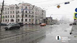 На Челябинск обрушился апрельский снегопад