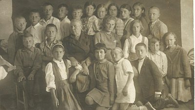 Баба Шура и ее команда — как пластовские тимуровцы получили благодарность Сталина