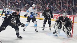 Этот «Трактор» скучать не даст — безнадежно уступал, но вновь выиграл у минского «Динамо»