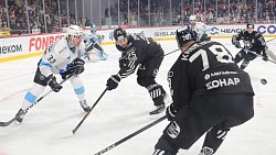 Этот «Трактор» скучать не даст — безнадежно уступал, но вновь выиграл у минского «Динамо»