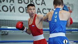 Боксер Сергей Ковалев открыл Всероссийский турнир «Кубок Танкограда» в Челябинске