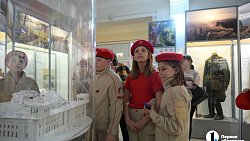 В Челябинске открылась выставка с реликвиями времен Великой Отечественной