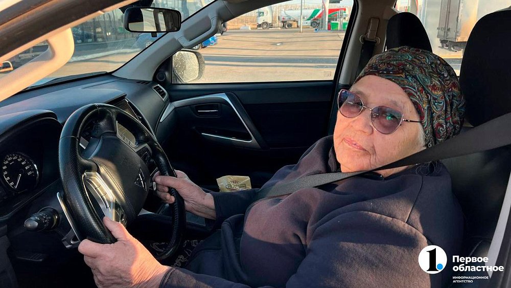 Бабушка-волонтер снова везет гуманитарный груз в Донбасс