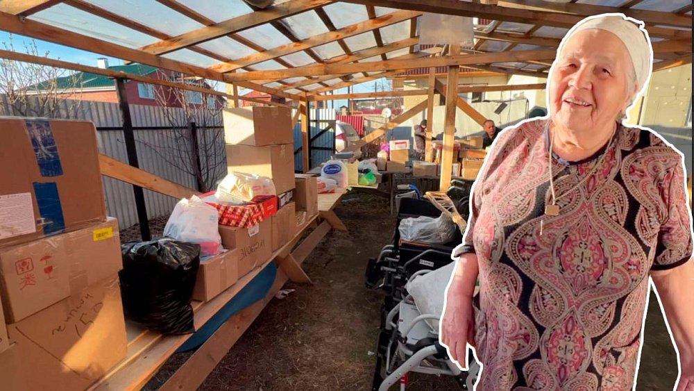 Выпечку и варенье из Челябинской области везет на передовую бабушка‑волонтер