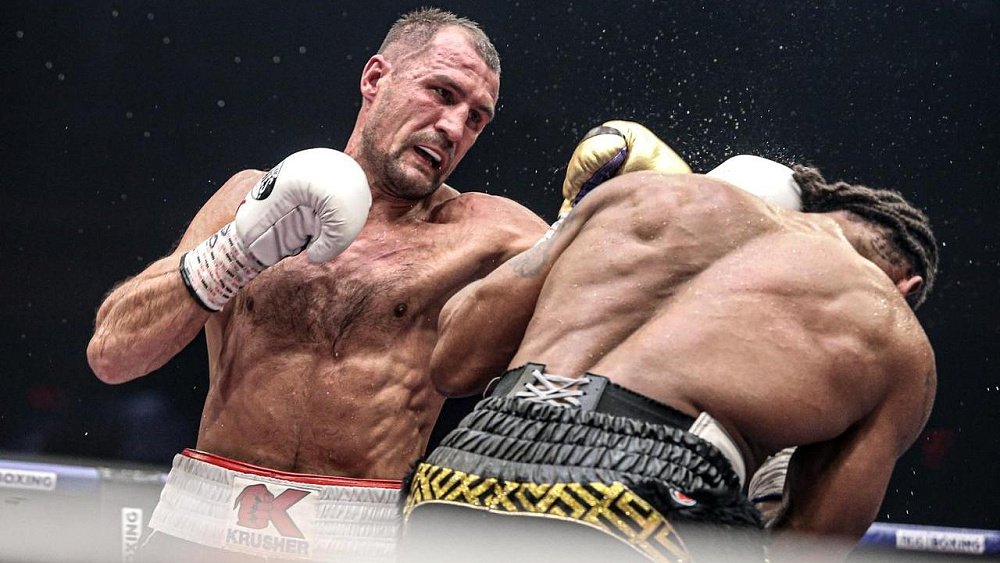 Супербой с Альваресом и еще пять крутых поединков боксера Сергея Ковалева