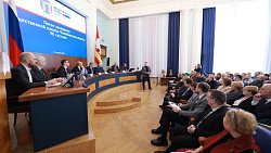 Алексей Текслер анонсировал планы развития Челябинской области в Общественной палате региона