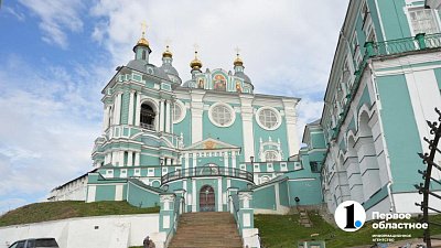 Челябинские журналисты в Смоленске увидели храм, выстоявший в войнах и революциях