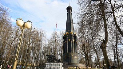 Челябинские журналисты посетили в Смоленске памятники Отечественной войне 1812 года