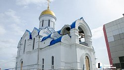 Три тысячи куличей отправит в больницы и детдома челябинский храм Иоанна Воина