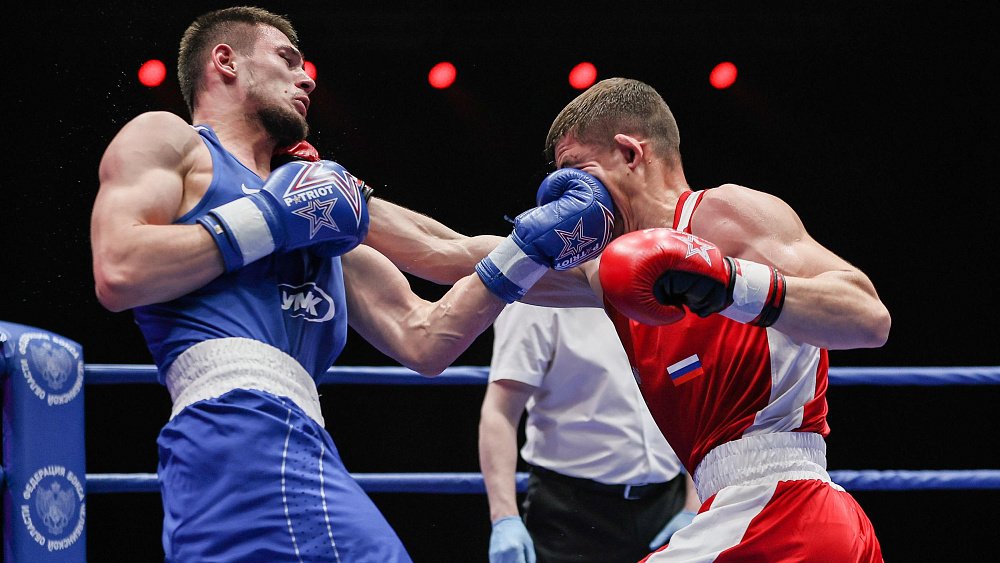 Челябинские боксеры завоевали семь медалей на Кубке Танкограда — 2025