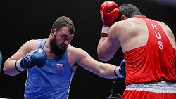 Челябинские боксеры завоевали семь медалей на Кубке Танкограда — 2025