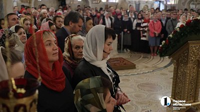 Православные южноуральцы встретили Воскресение Христово ночным бдением