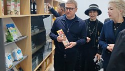 Челябинская делегация познакомилась с работой Даляньской зоны свободной торговли