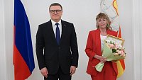 Губернатор Челябинской области наградил профсоюзных активистов