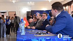 Челябинские депутаты и участники СВО написали «Диктант Победы»