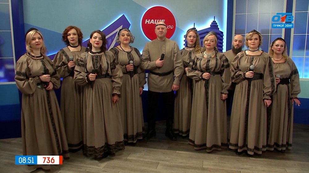 Вокальный номер от эстрадного хора — Гость в студии