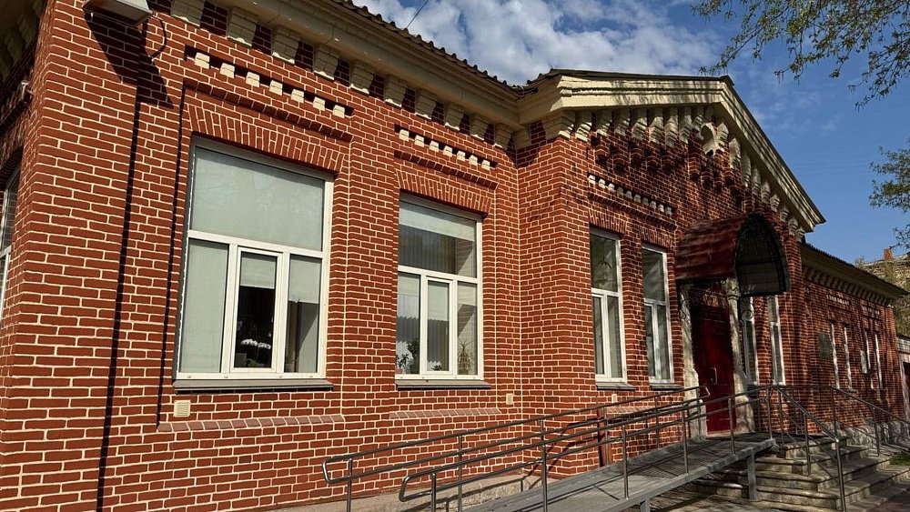 В Челябинске отреставрировали здание низшего начального училища