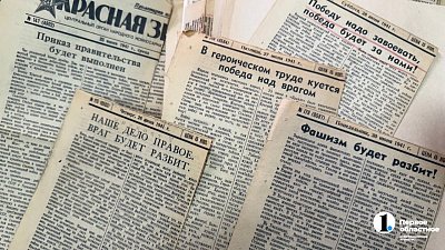 Челябинка открыла мини-выставку с передовицами времен Великой Отечественной