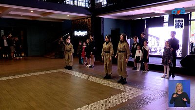 В Челябинске провели музыкально-поэтическую гостиную ко Дню Победы