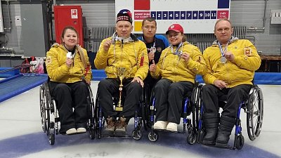 Челябинская команда завоевала серебро чемпионата России по керлингу на колясках