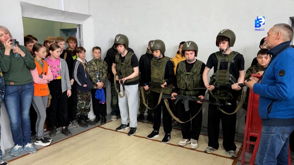Миасские школьники состязаются в «Школе безопасности»