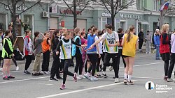 Легкоатлетическая эстафета — 2025 в Челябинске собрала более 5000 участников