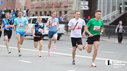 Легкоатлетическая эстафета — 2025 в Челябинске собрала более 5000 участников