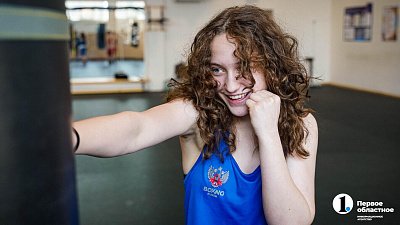 Челябинка Алиса Капустина завоевала серебро на турнире по боксу в Сербии
