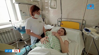 Как проходит рабочий день в роддоме? — в сюжете «День акушерки»