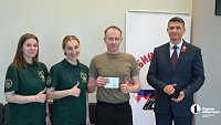 В Челябинске наградили волонтеров, помогающих бойцам спецоперации