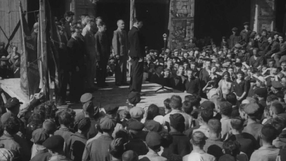 В 1944 году в Челябинске выступил Вольф Мессинг