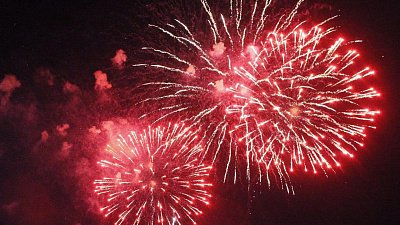 Праздничный салют в Челябинске можно увидеть в прямом эфире