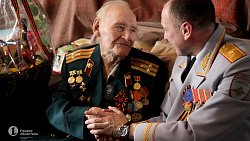 В Челябинске поздравили 100‑летнего ветерана