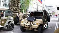 Челябинск встречает День Победы парадом