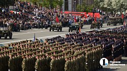 Челябинск приветствовал Победу торжественным маршем