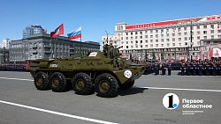 Около 80 фронтовых машин вышли сегодня на торжественный марш в Челябинске