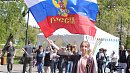 Народные гулянья проходят в челябинском Саду Победы