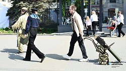 Челябинцы собрались на Кировке, чтобы отметить День Победы