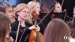 Юлия Чичерина выступила в Челябинске в честь 80‑летия Великой Победы